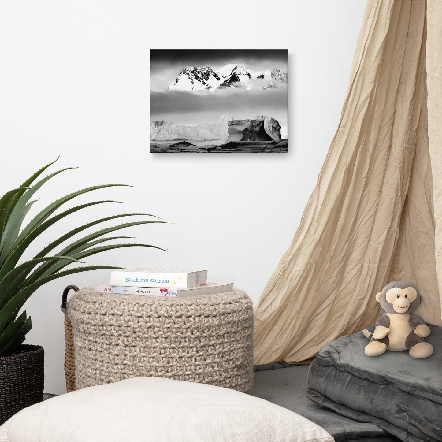 Antarctic Landscape 05 - Canvas