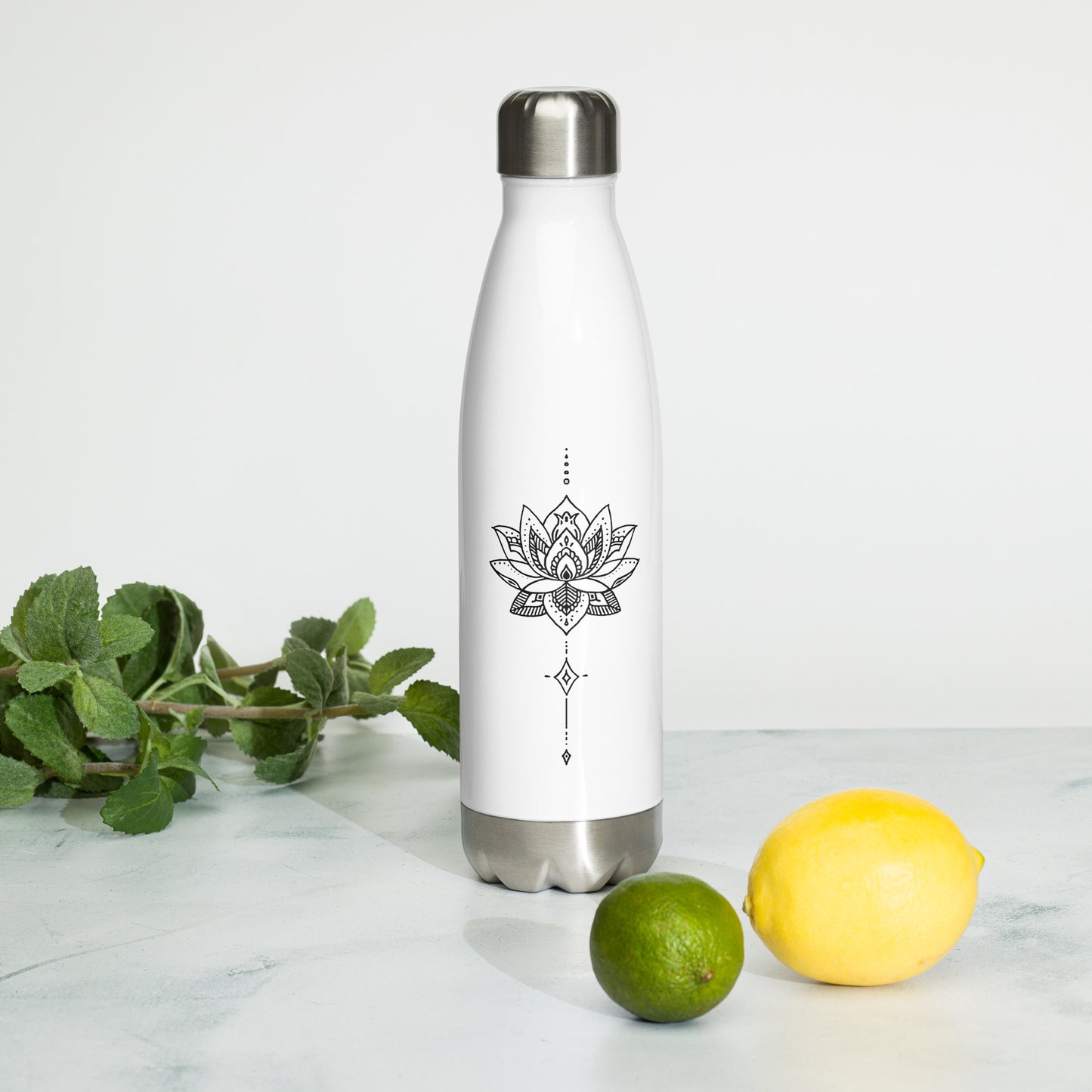 Stainless steel water bottle